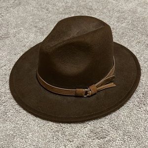 Cowboy hat (for smaller size heads)